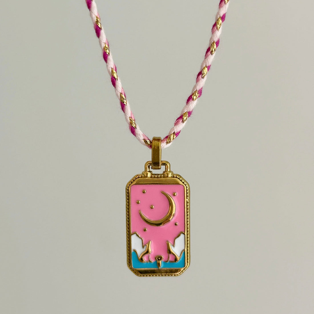 Collier Charms Seattle