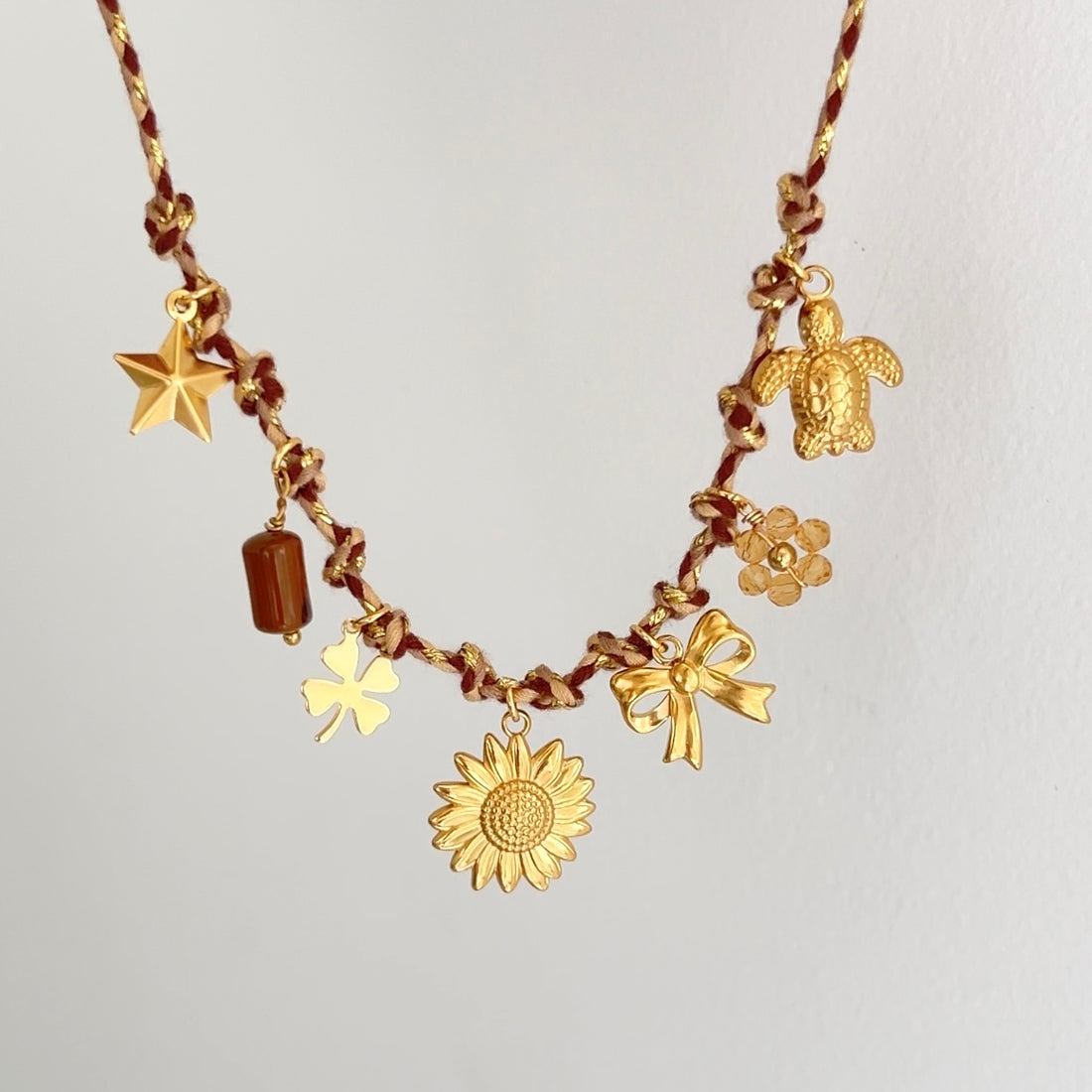 Collier Charms Ottawa