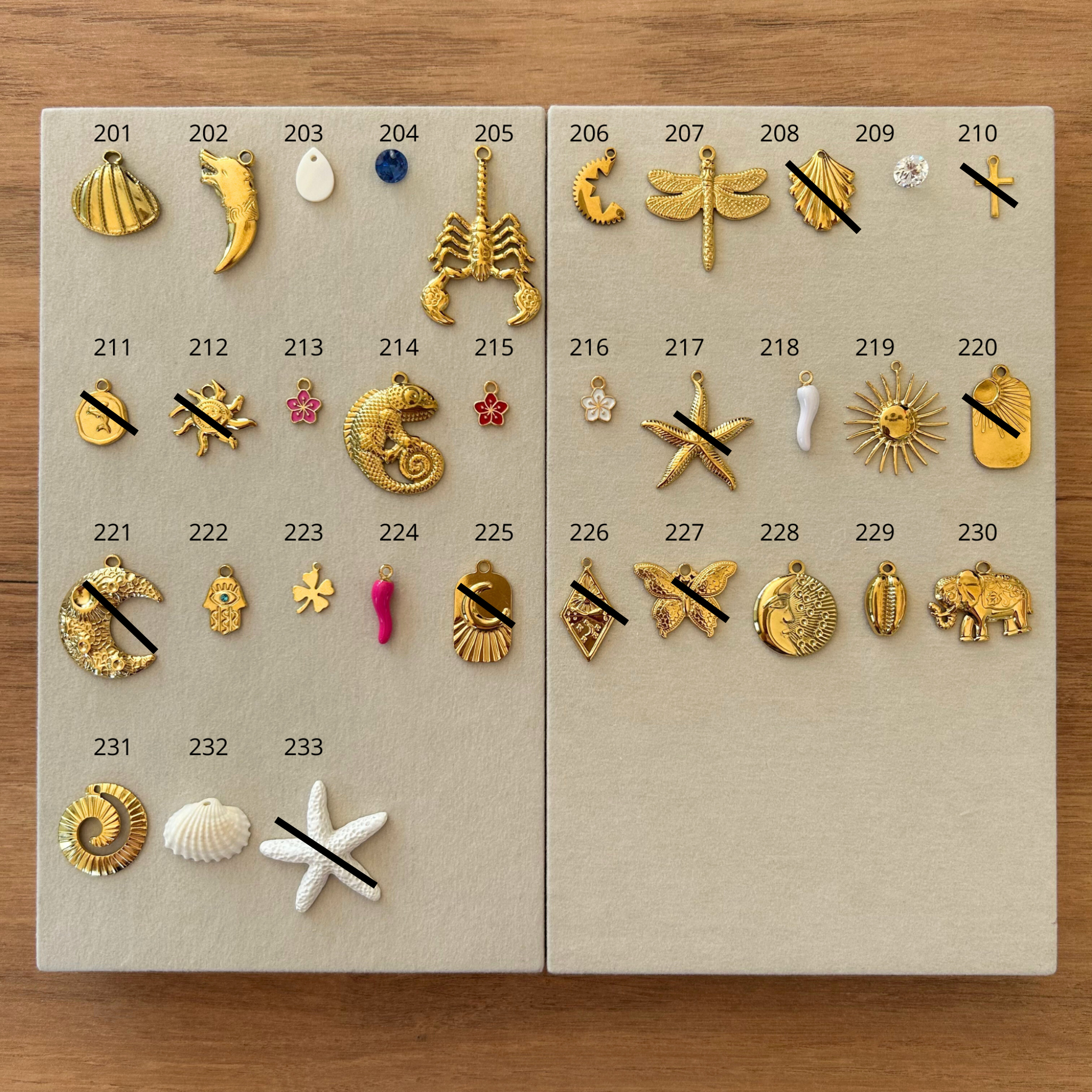 Collier Charms | A Composer
